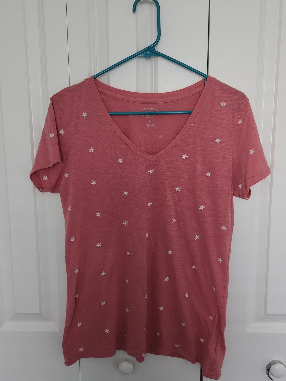 Pink ⭐Star-Print⭐ V-Neck Tee - Casual Everyday Top